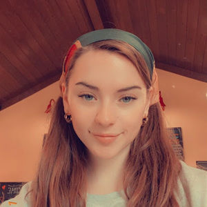 Meet your Posher, Abigail